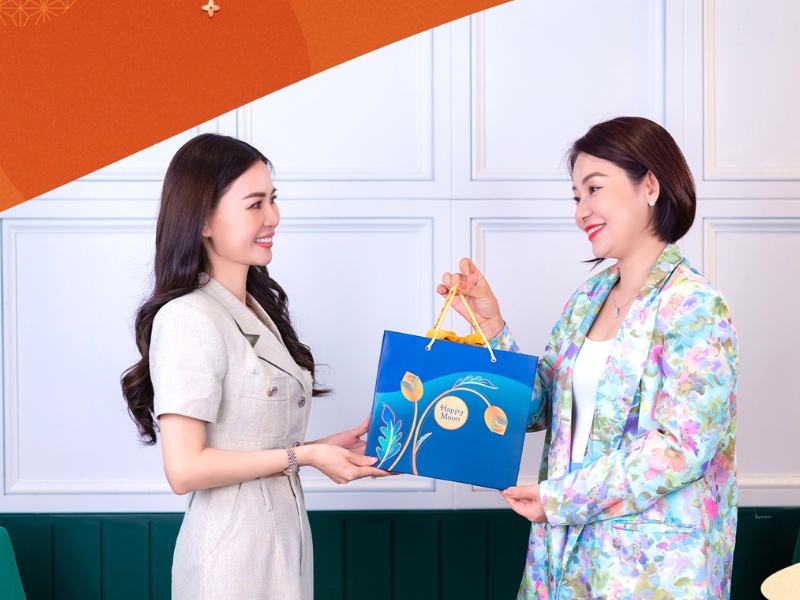 Qua Tang Doanh Nghiep La Gi Quang Ba
